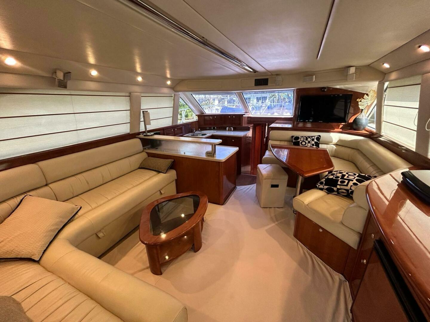 2009 47′ Riviera 47 Enclosed Flybridge Series II