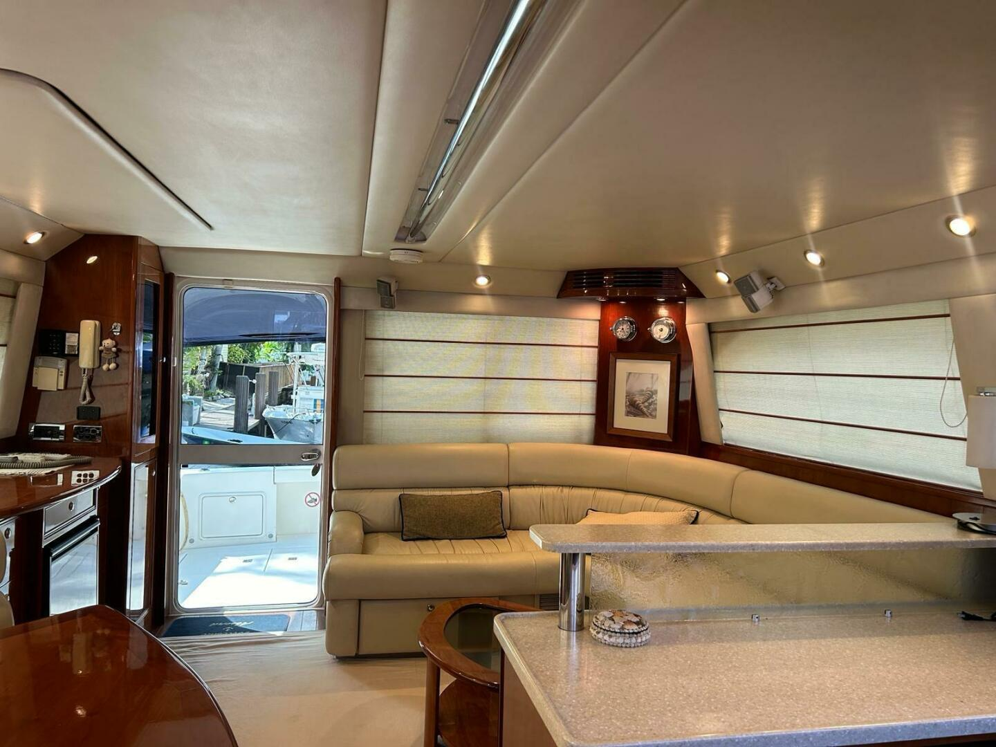 2009 47′ Riviera 47 Enclosed Flybridge Series II