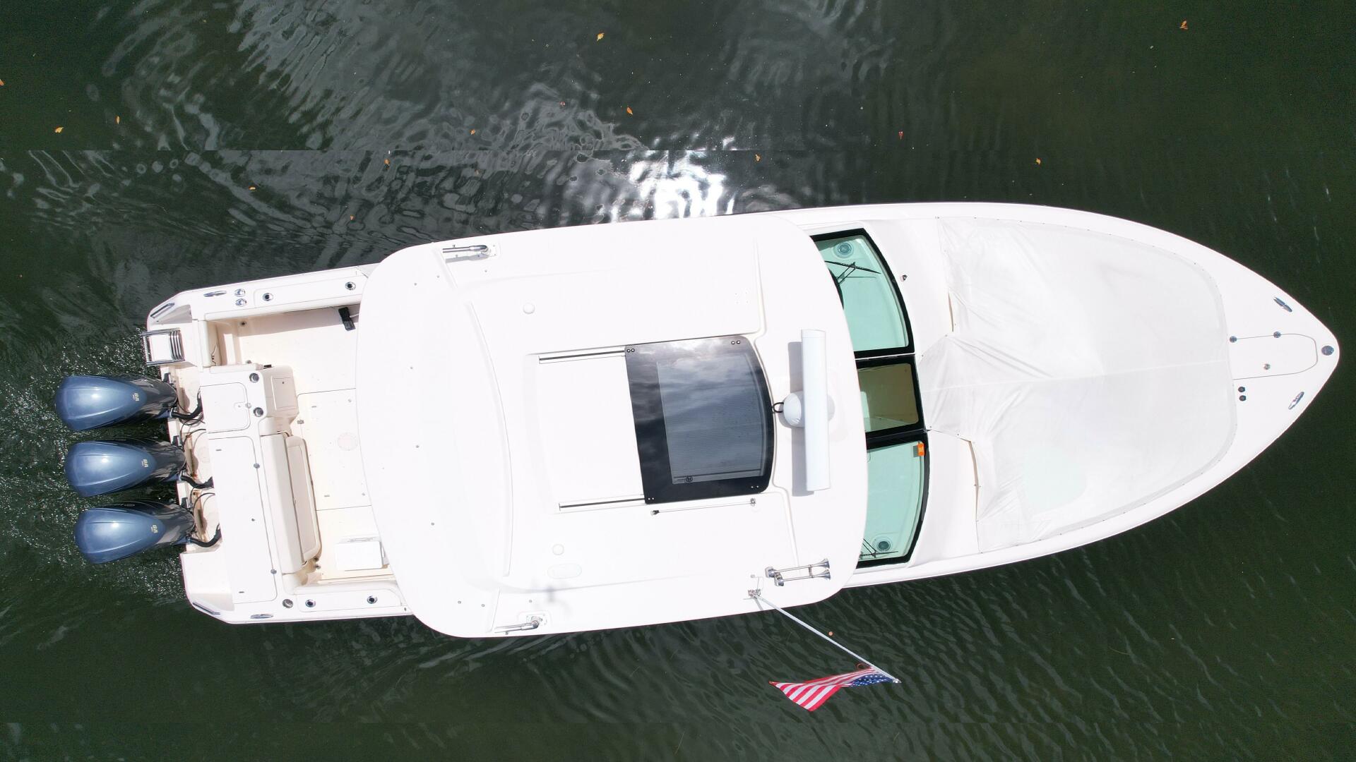 2017 37′ Grady-White Freedom 375