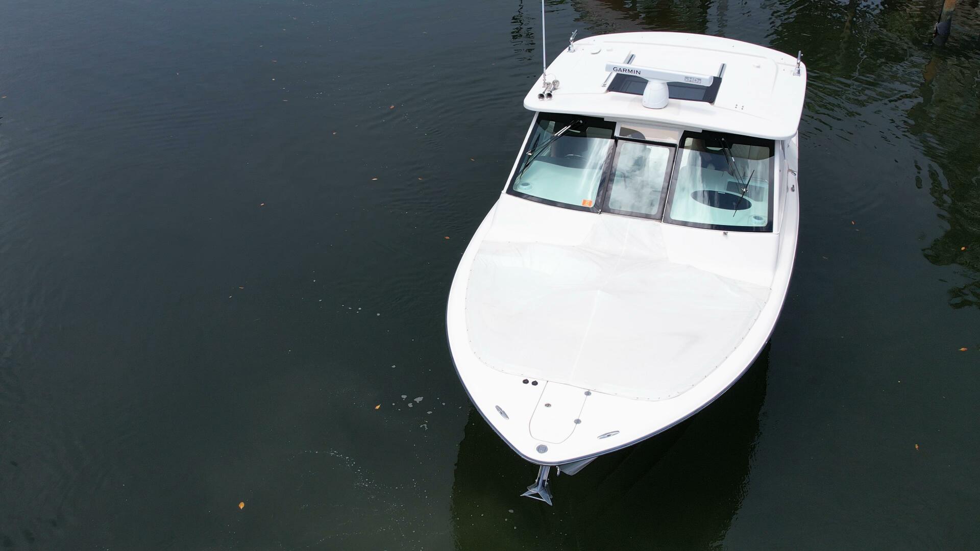 2017 37′ Grady-White Freedom 375