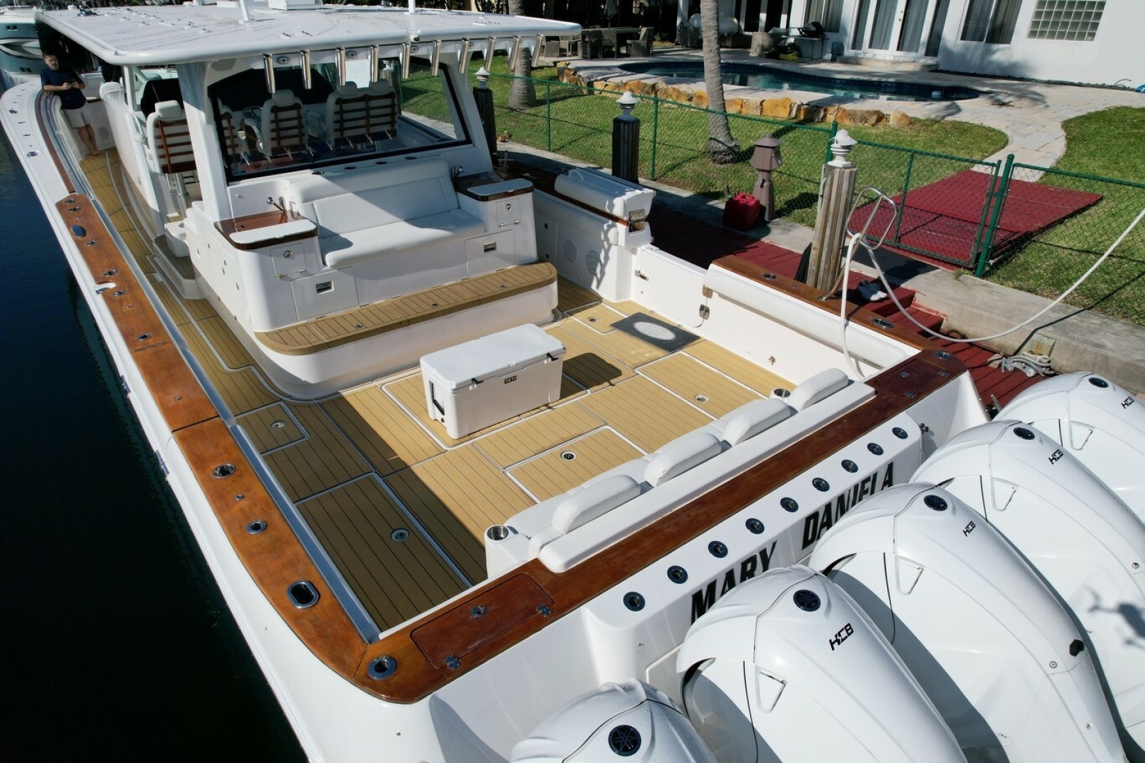 2021 65′ HCB 65 Estrella