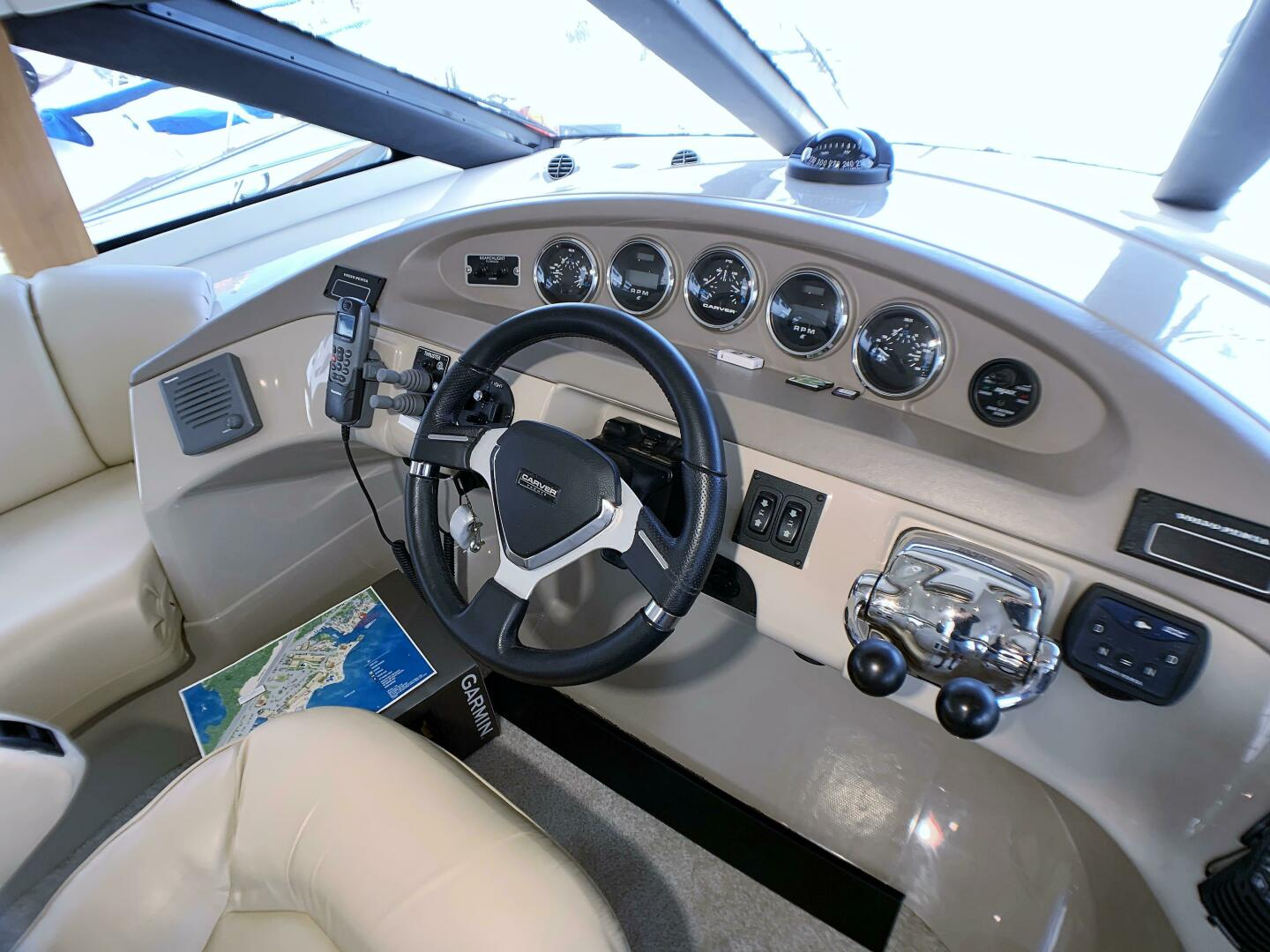 2006 56′ Carver 56 Voyager