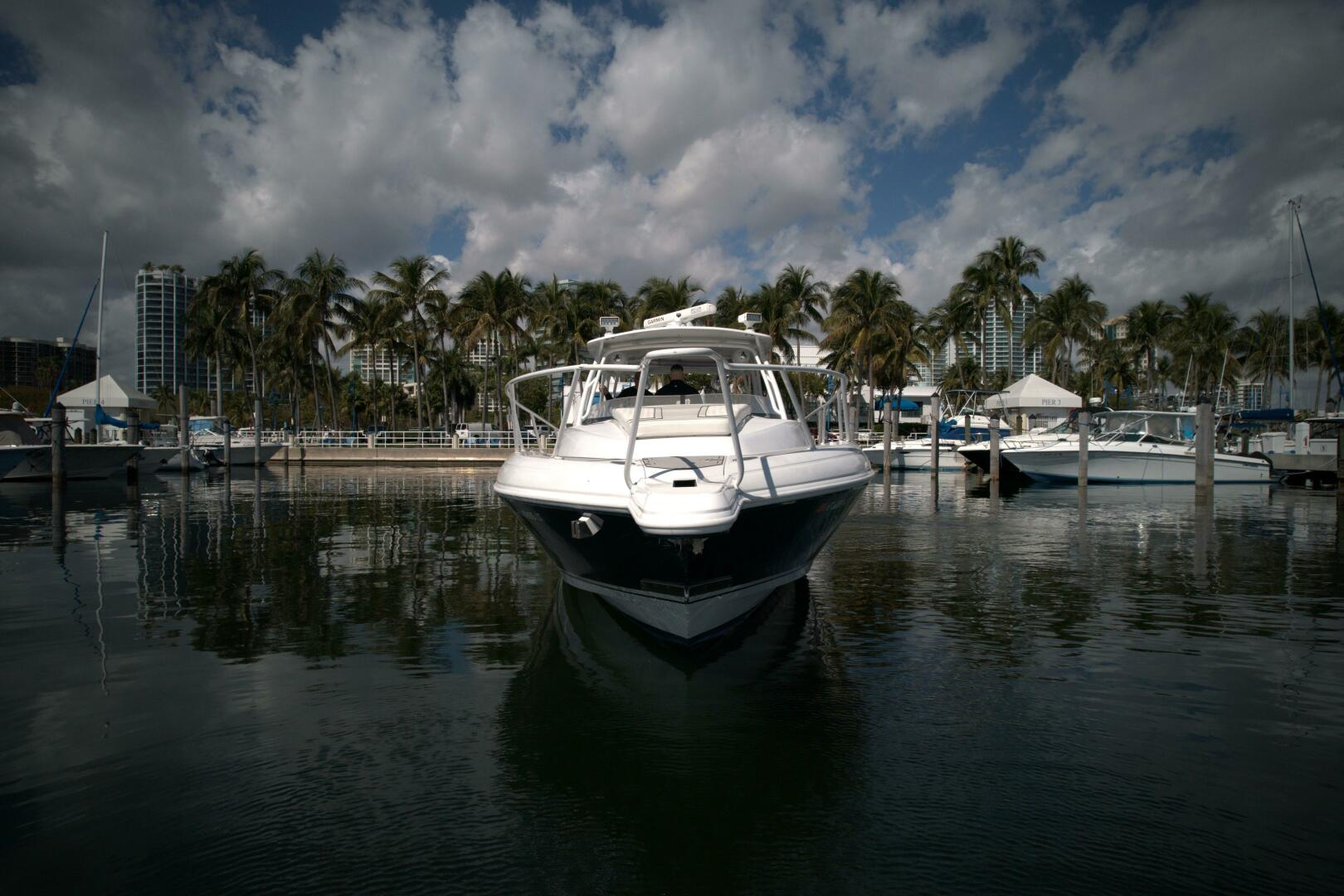 2002 37′ Intrepid 377