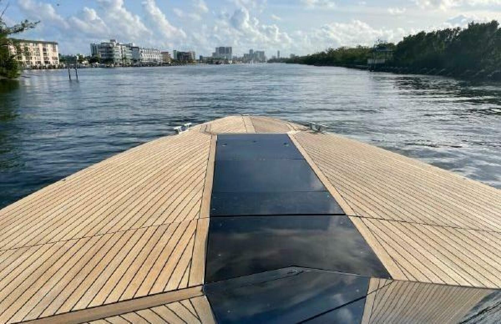 2017 43′ Evo Yachts 43