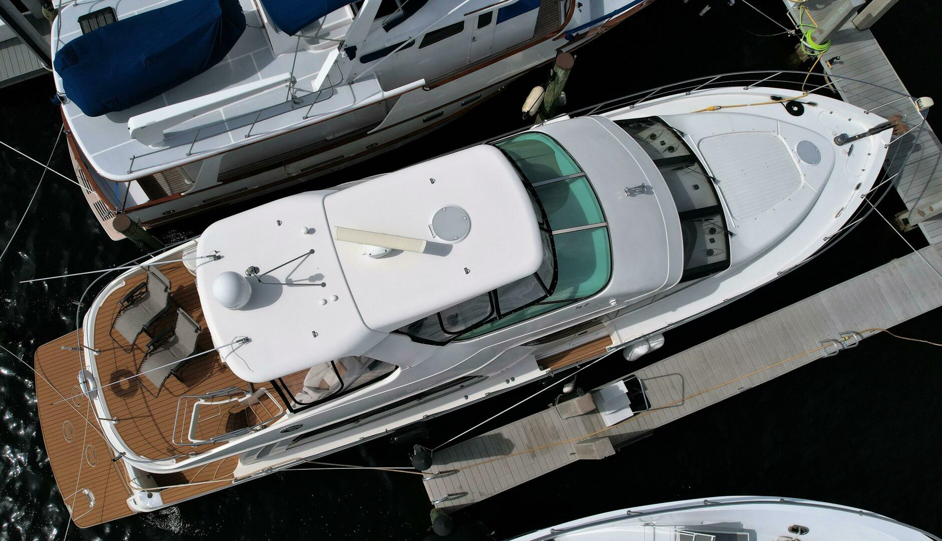 2006 56′ Carver 56 Voyager