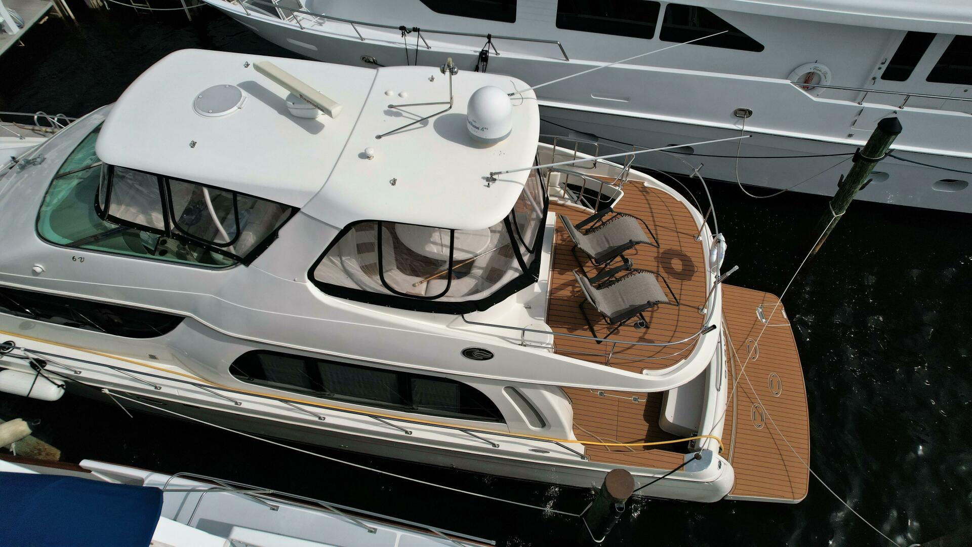 2006 56′ Carver 56 Voyager