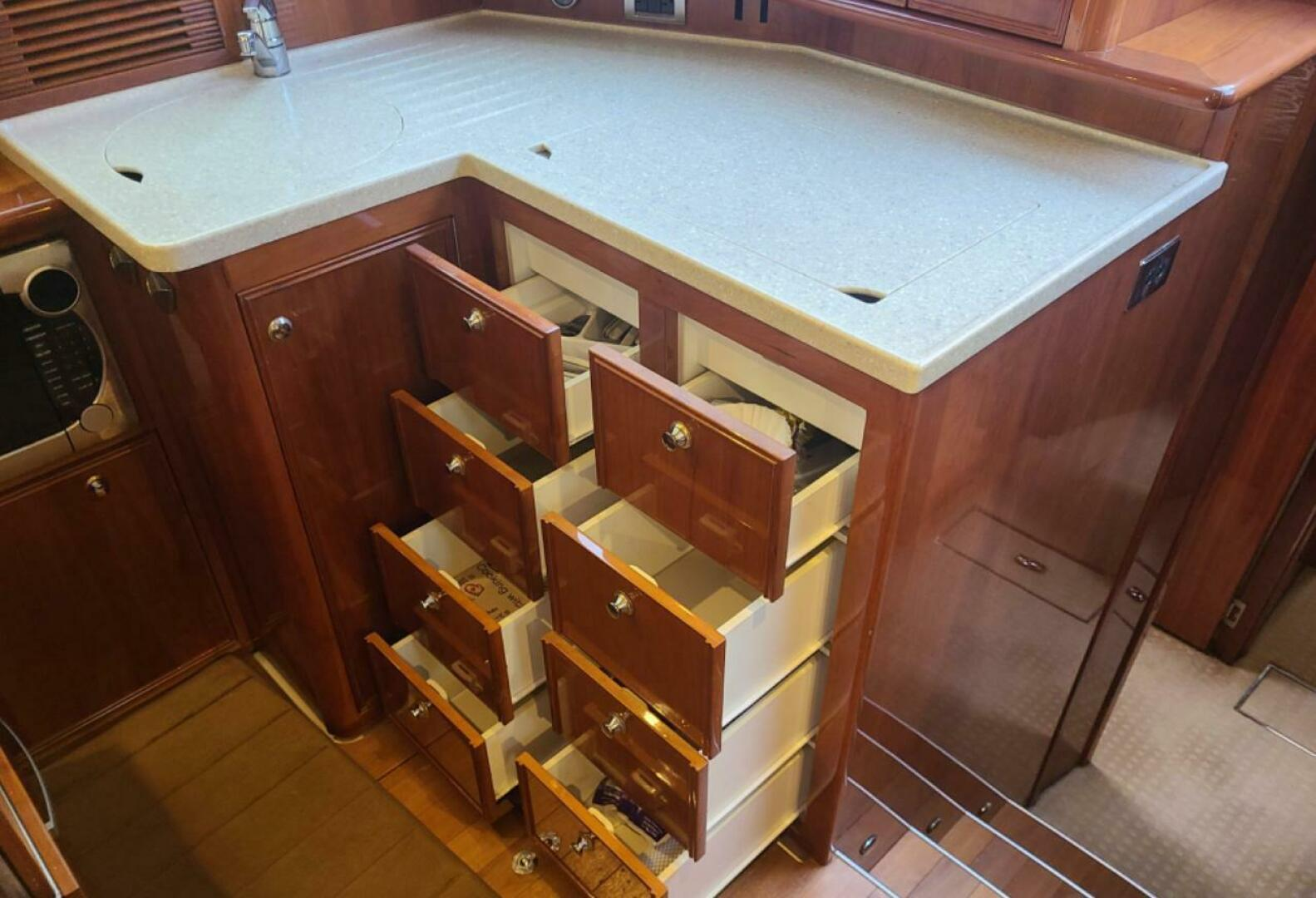 2009 47′ Riviera 47 Enclosed Flybridge Series II