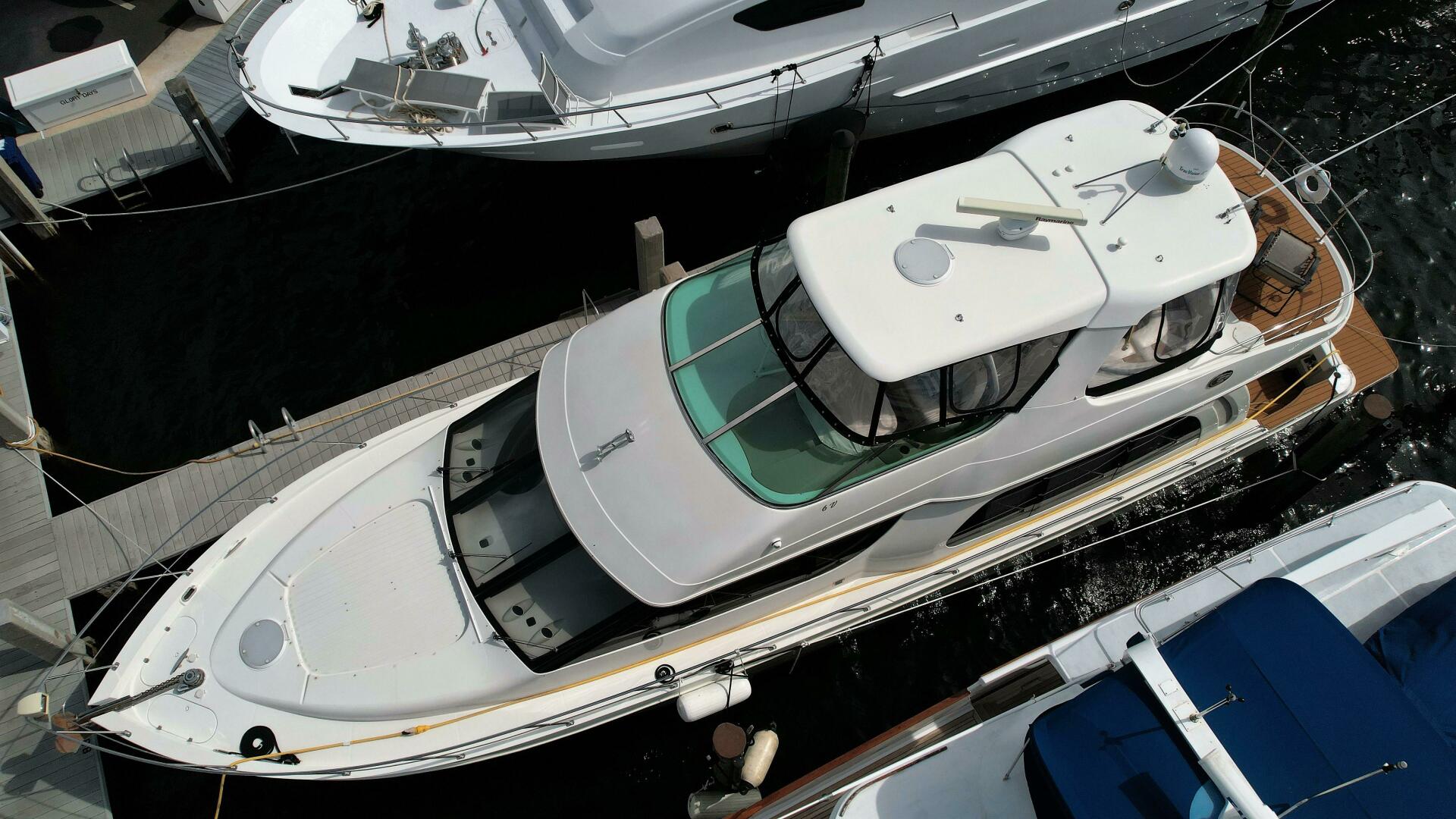 2006 56′ Carver 56 Voyager