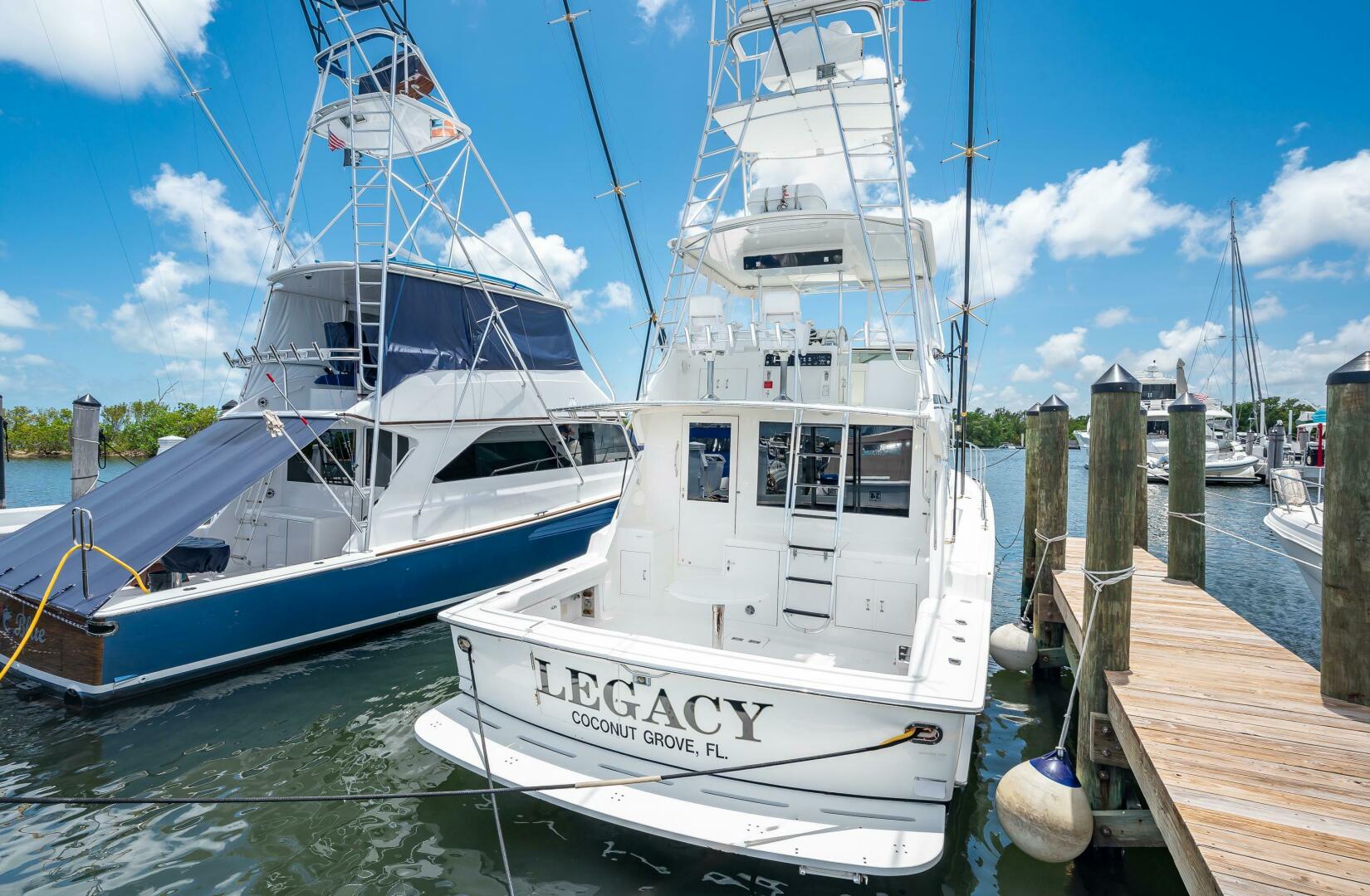 1992 50′ Hatteras 50 Convertible