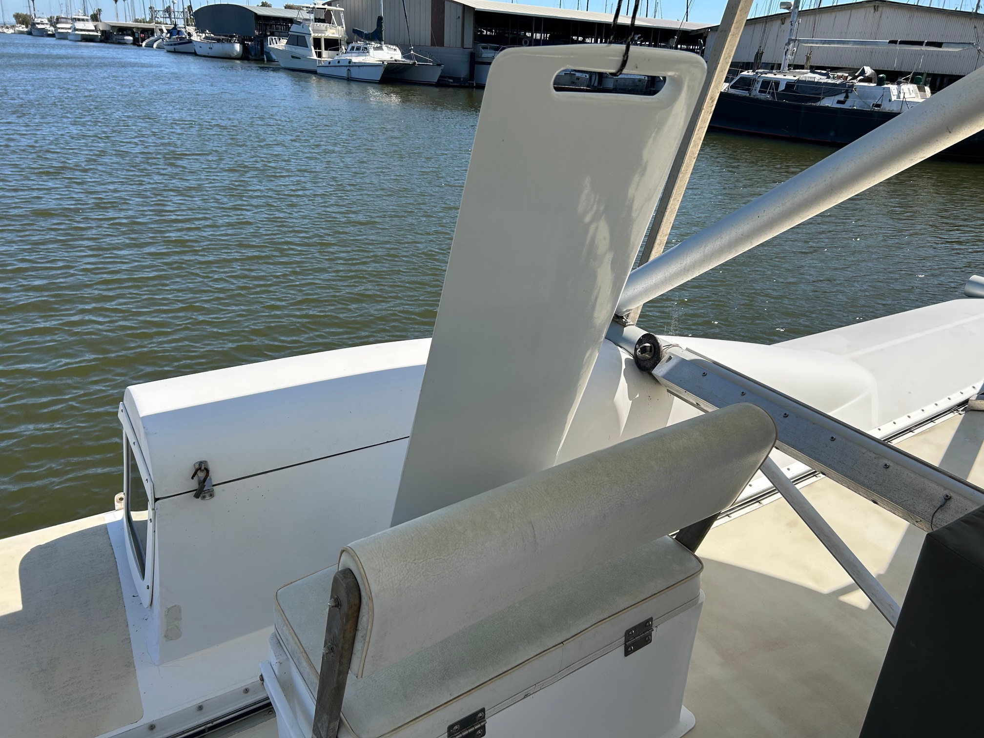 2005 33′ Custom Reynolds Fixed Wing Catamaran
