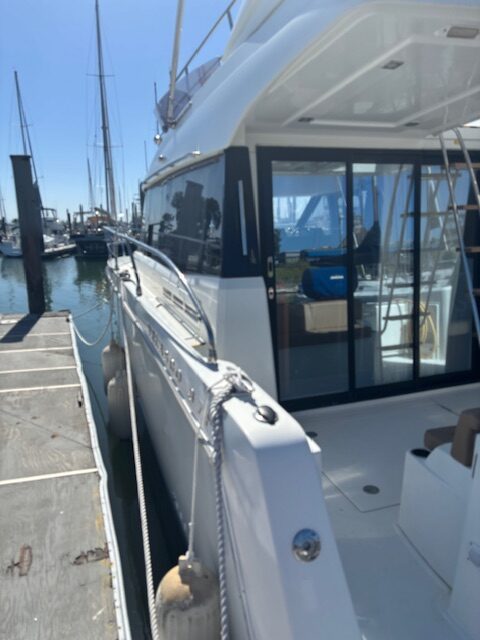 2016 37′ Jeanneau 37F Velasco