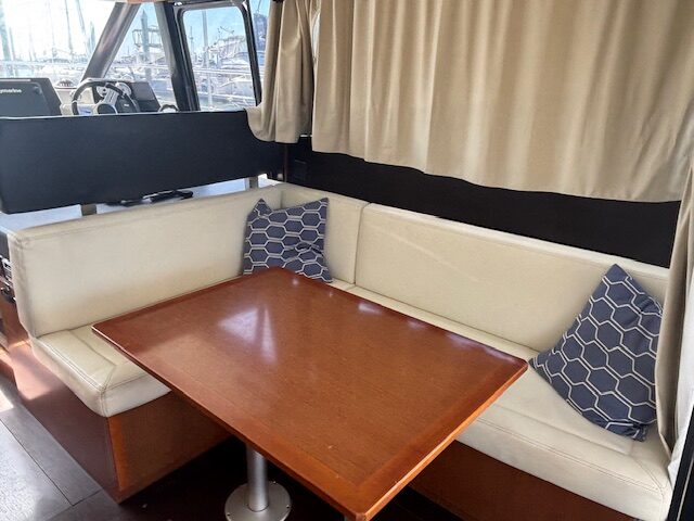 2016 37′ Jeanneau 37F Velasco