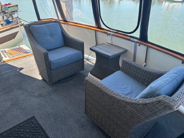 1978 43′ Hatteras Double Cabin Motor Yacht