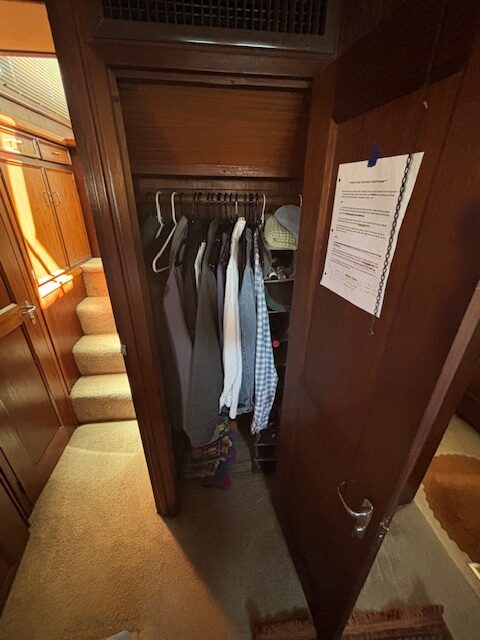 1978 43′ Hatteras Double Cabin Motor Yacht