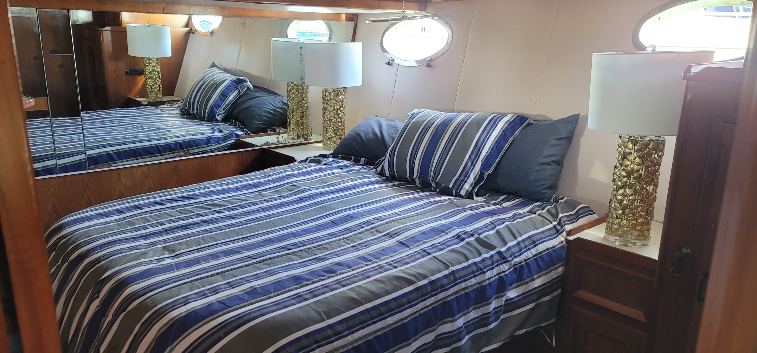 1987 60’ Symbol Cockpit Motor Yacht