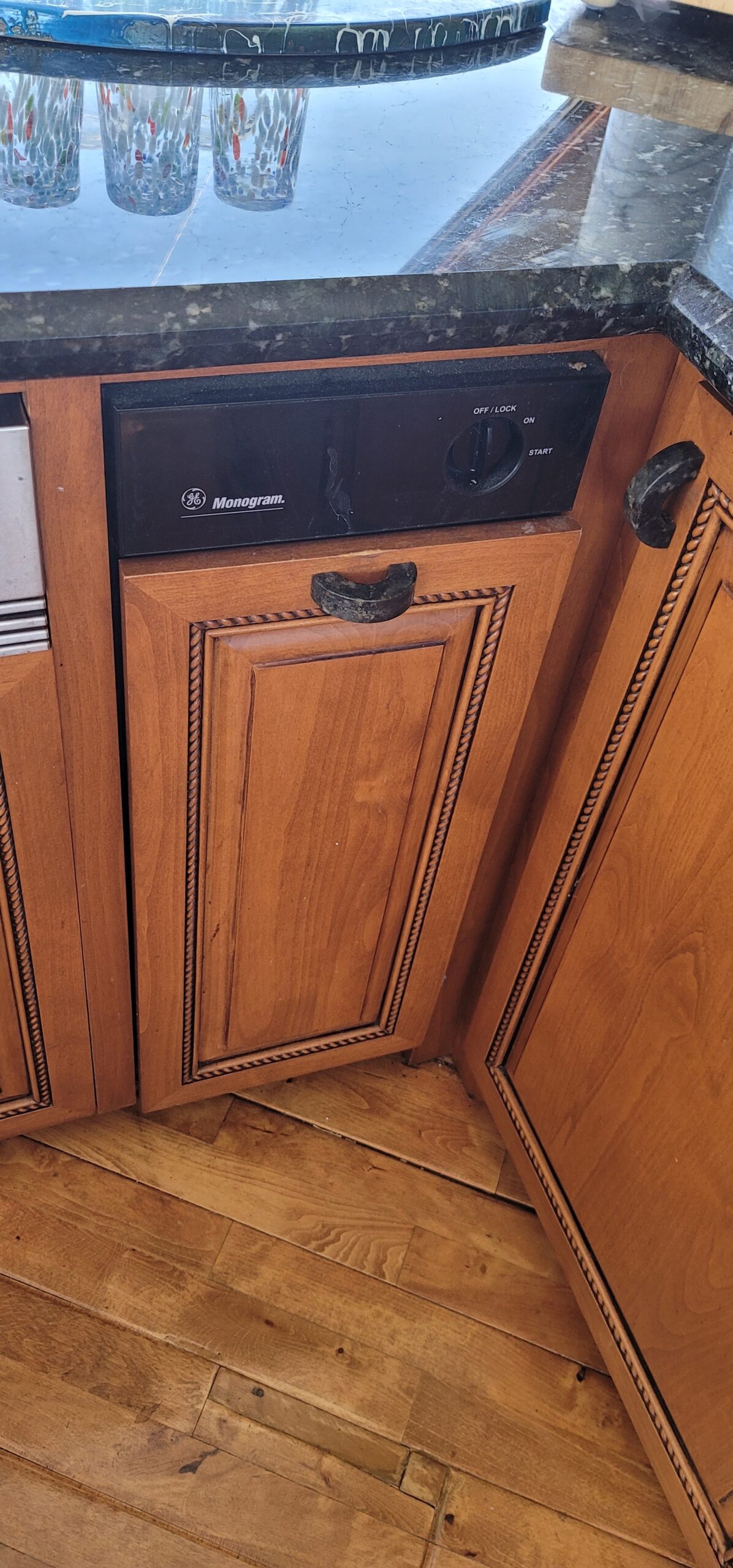1987 60’ Symbol Cockpit Motor Yacht