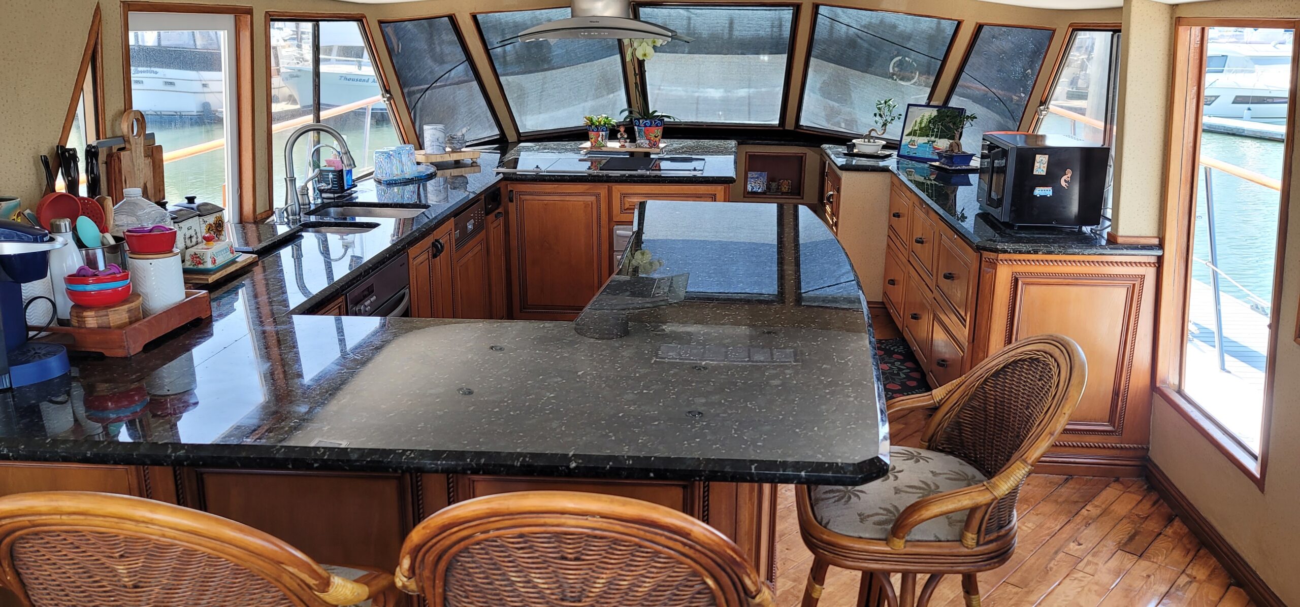 1987 60’ Symbol Cockpit Motor Yacht