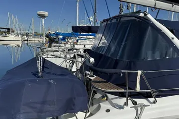1999 34′ Hunter 340