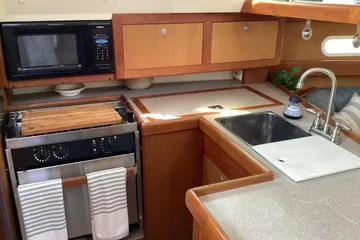 1999 34′ Hunter 340