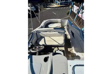 2000 28′ Four Winns 288 Vista