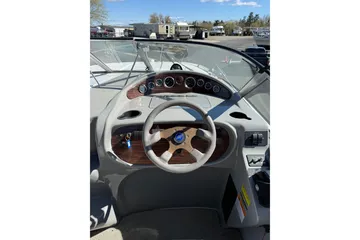 2000 28′ Four Winns 288 Vista