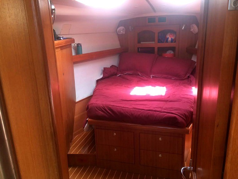 2004 46′ Hunter 466 3-Cabin