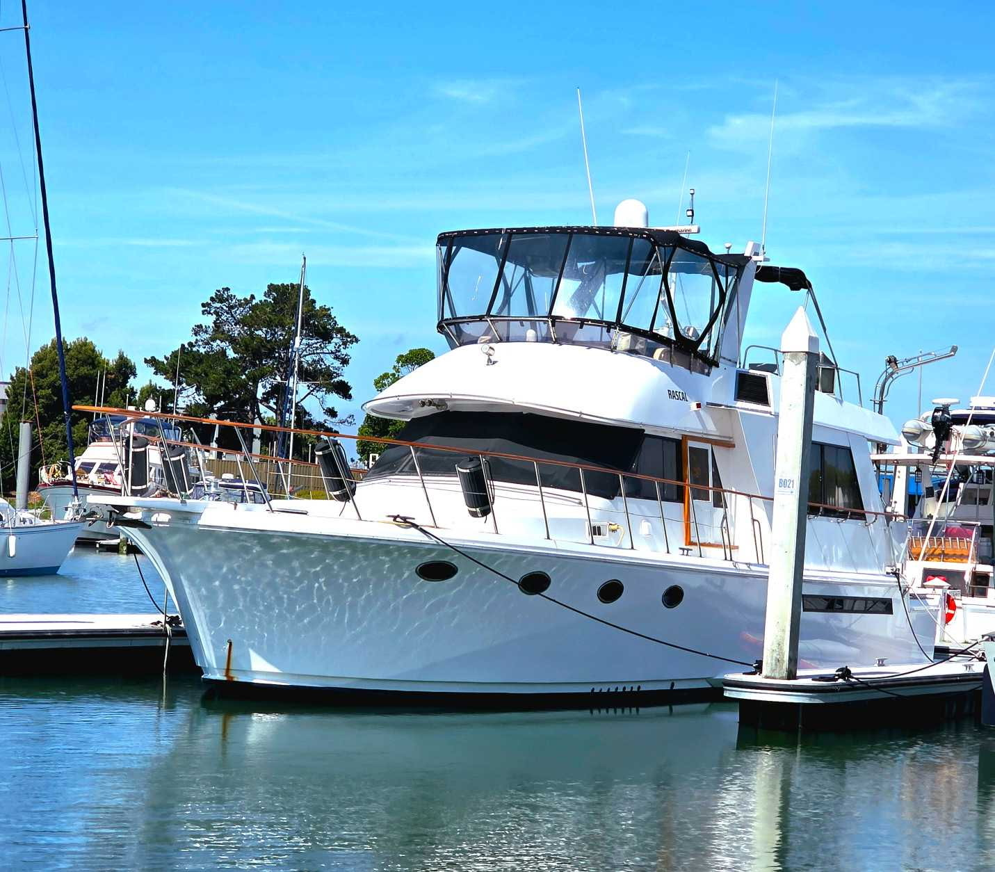 1987 60’ Symbol Cockpit Motor Yacht